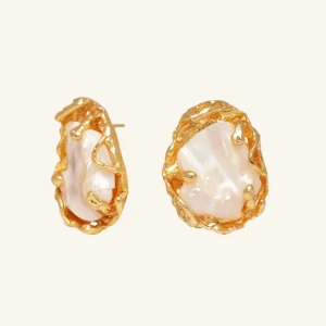 Amara Edge: Baroque Pearl Earrings with Sculptural Frame